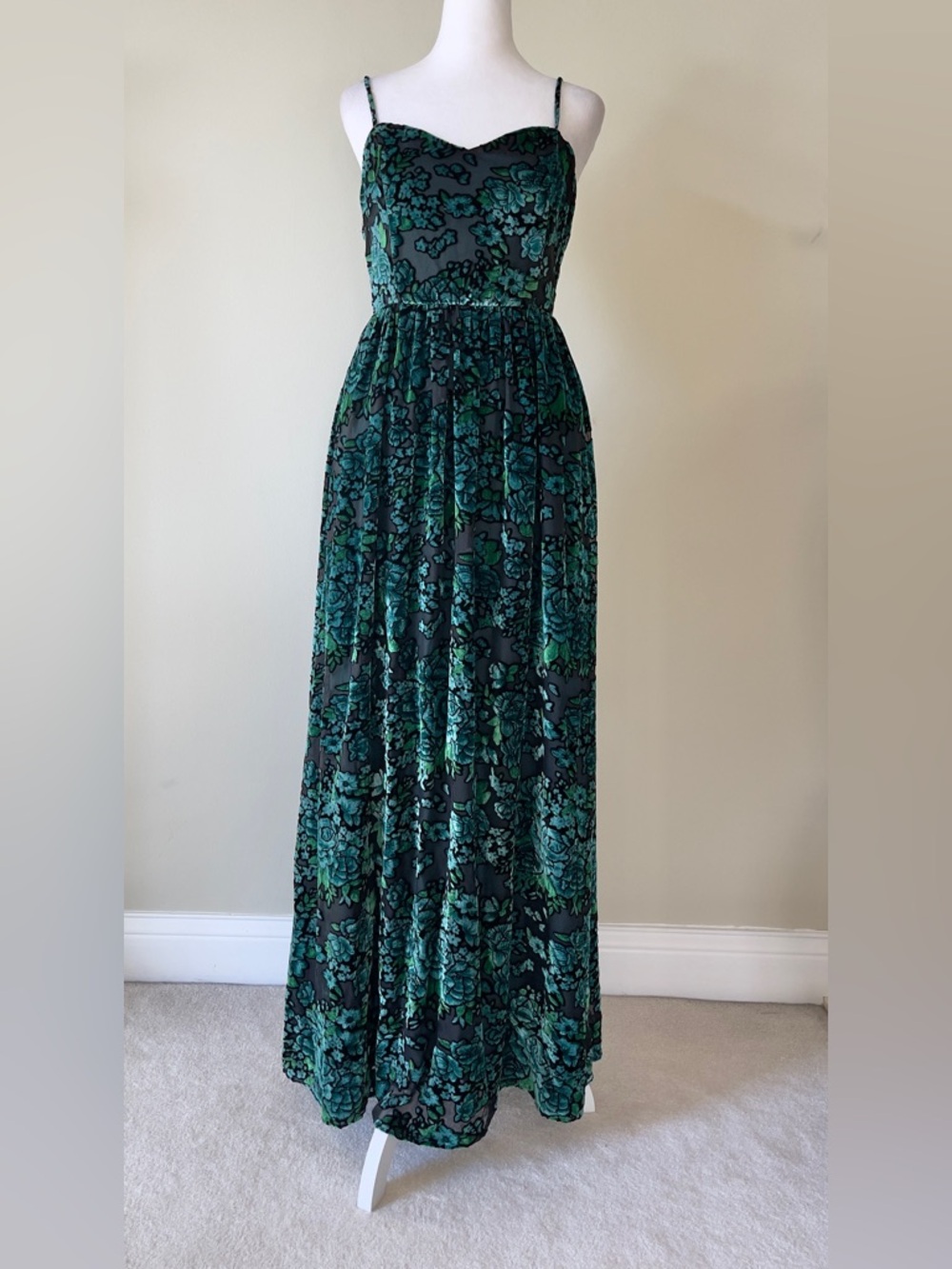 Lulus Minka Emerald Green Floral Velvet Burnout Spaghetti Straps Maxi Dress NWOT - Picture 6 of 11